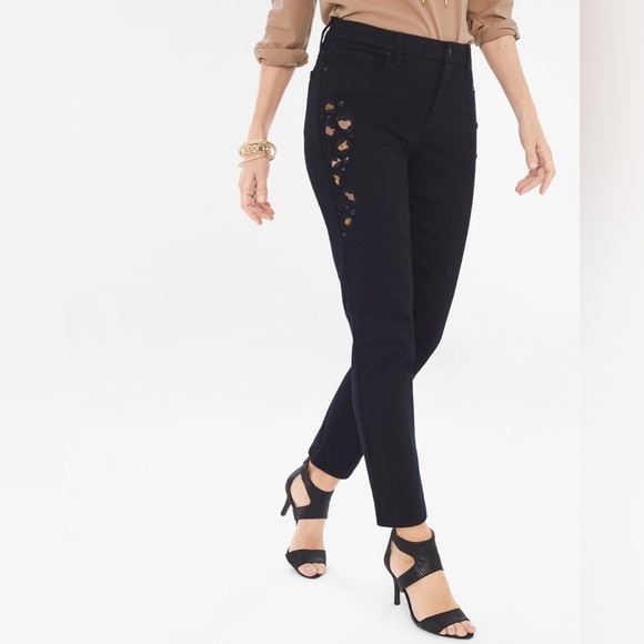 NWT CHICO’S So Slimming Leopard Embellished Girlfriend Ankle Jeans SZ 1.5/10 - Picture 1 of 8